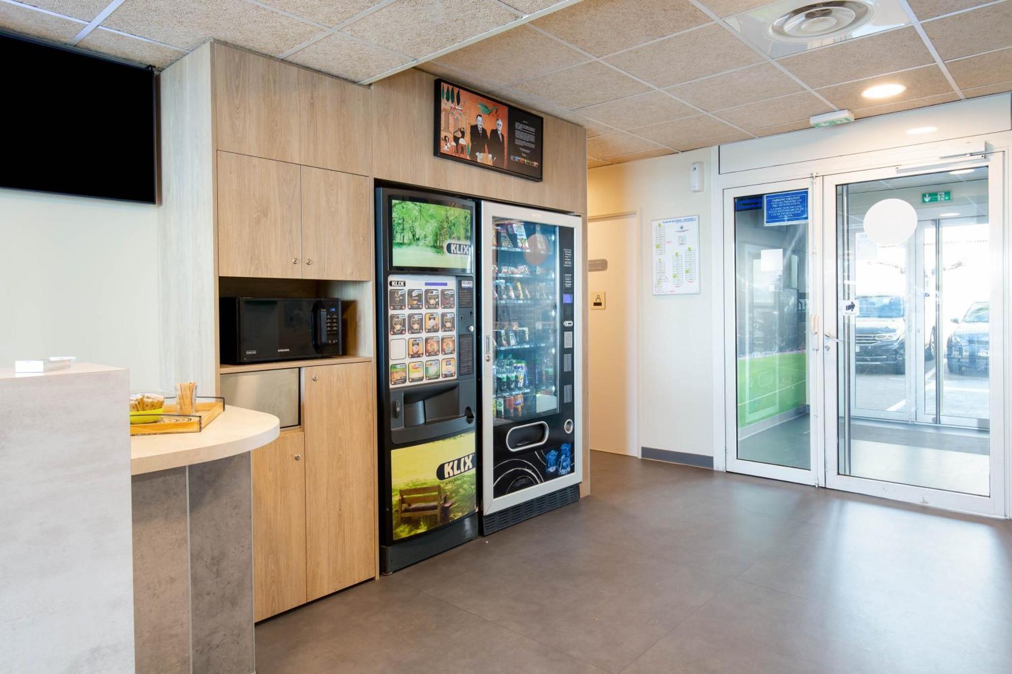 Ibis Budget Marseille L'Estaque Exterior photo